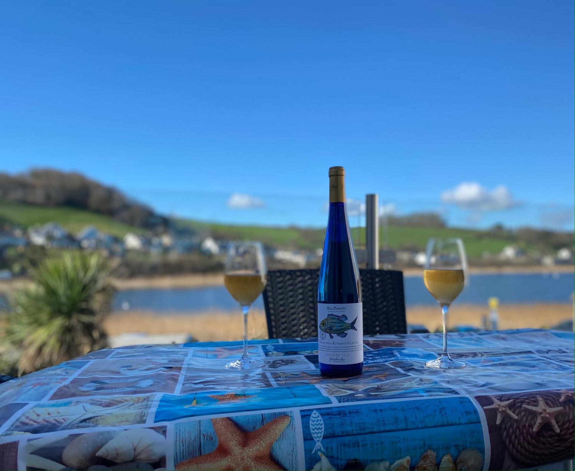 Beachside, Torcross, Between The Sea And The Ley Holiday home